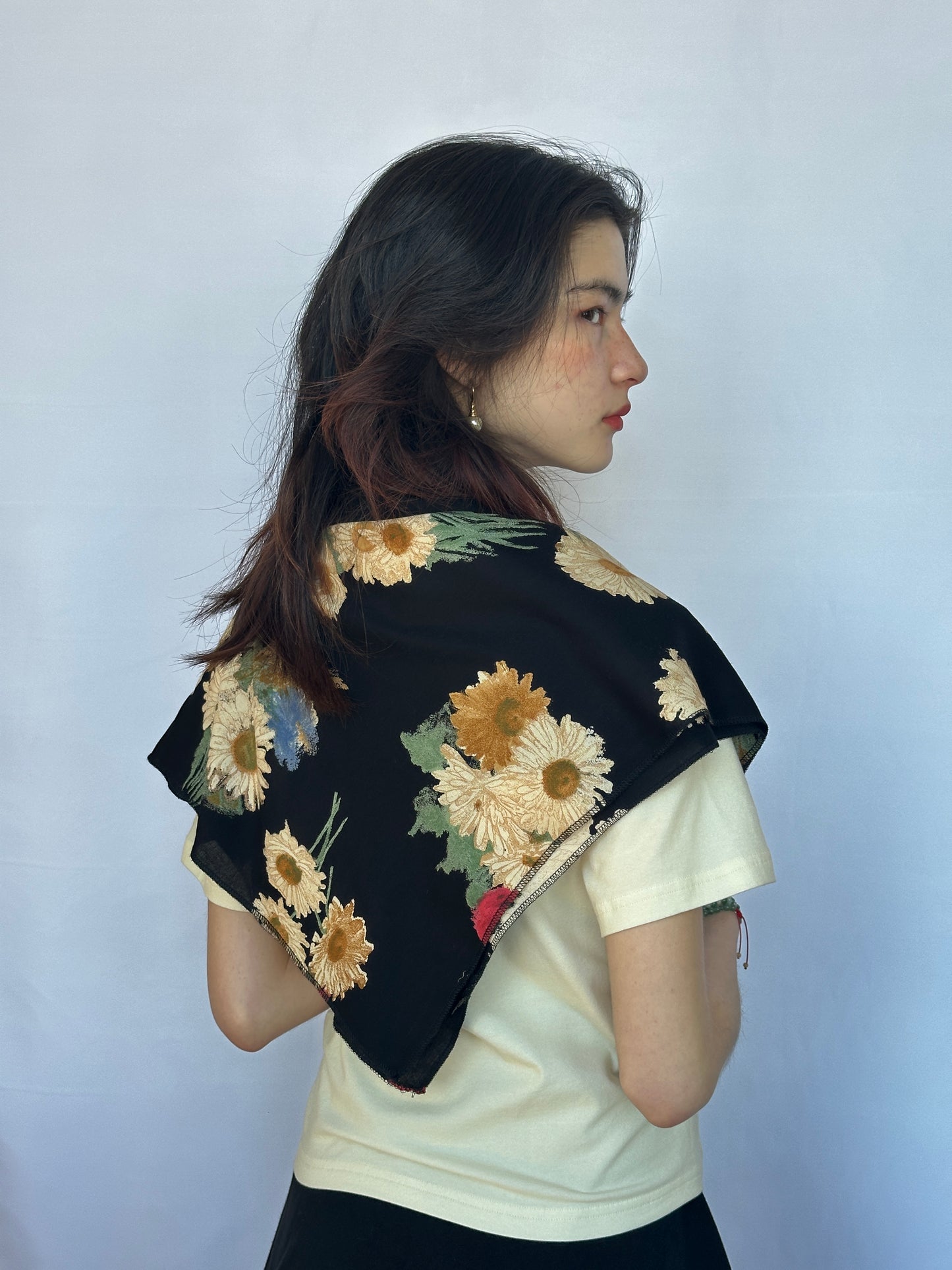 Nona Square Scarf