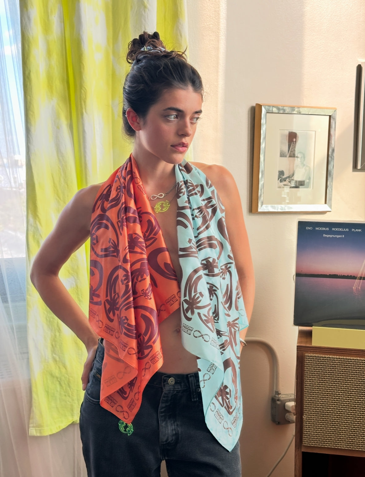 Room Shop x Making Time Scarf