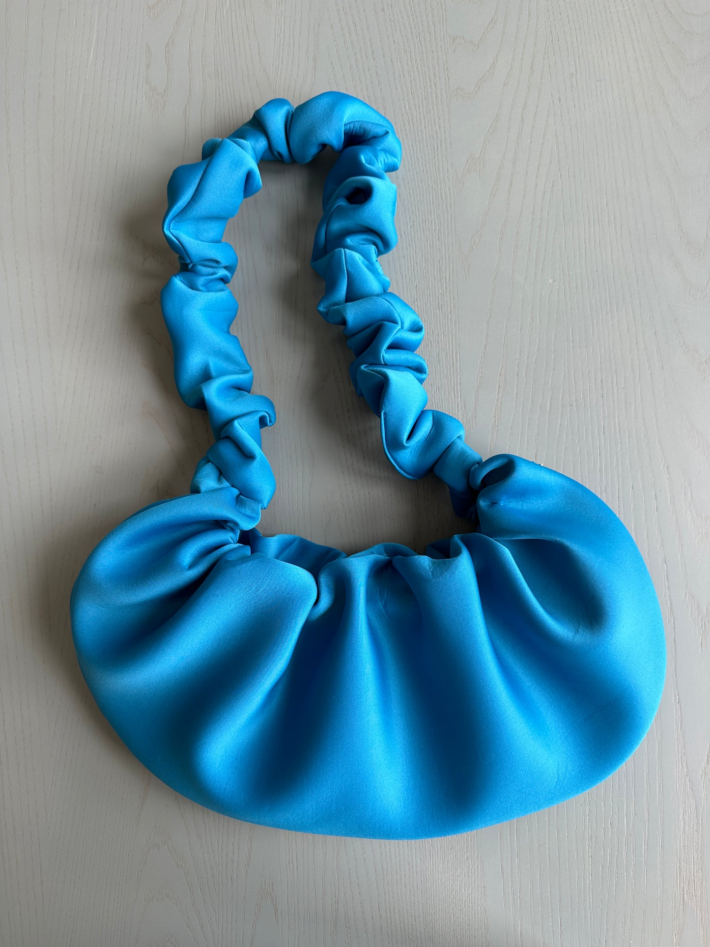 Crossbody Midi Bounce Bag