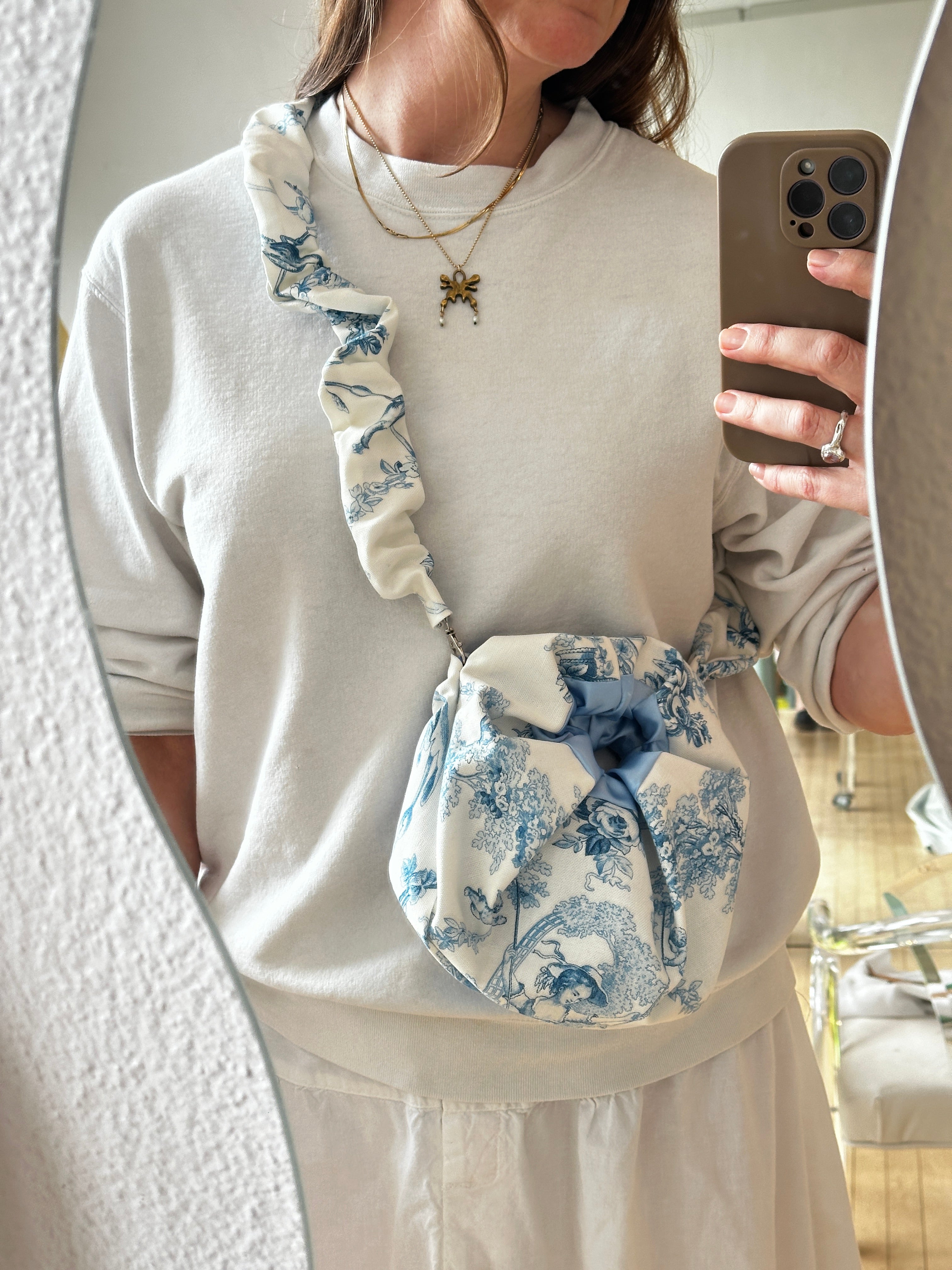Countryside Crossbody