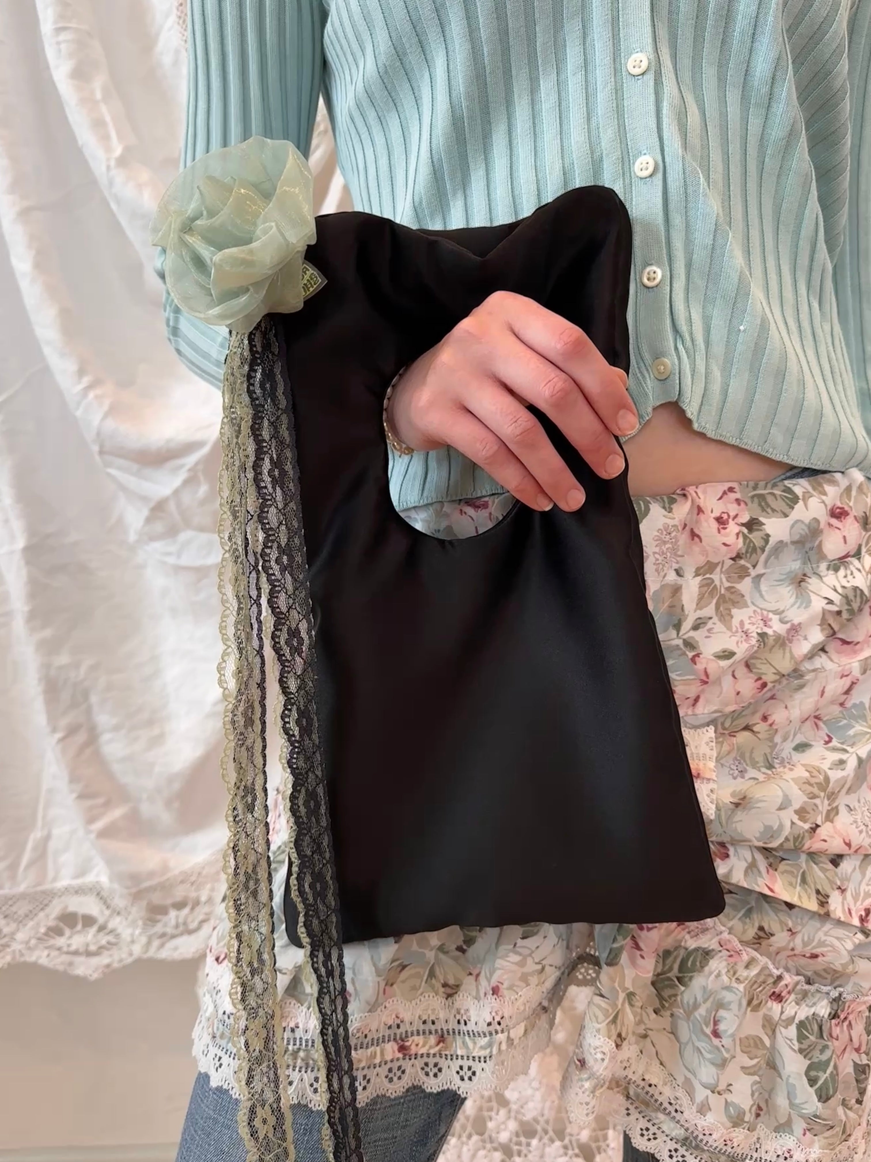 Keyhole Cinch Handbag