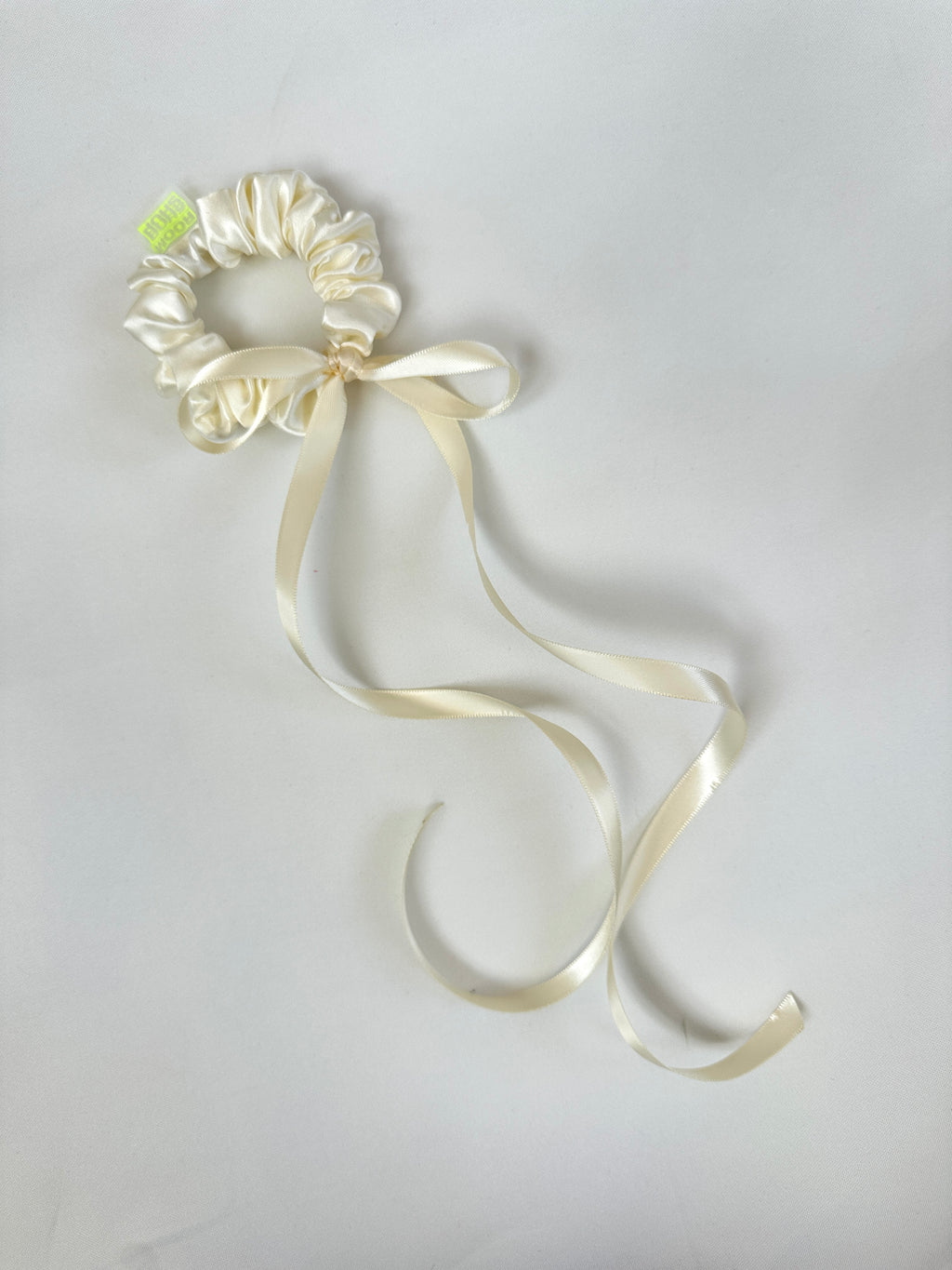 Catherine Bow Scrunchie