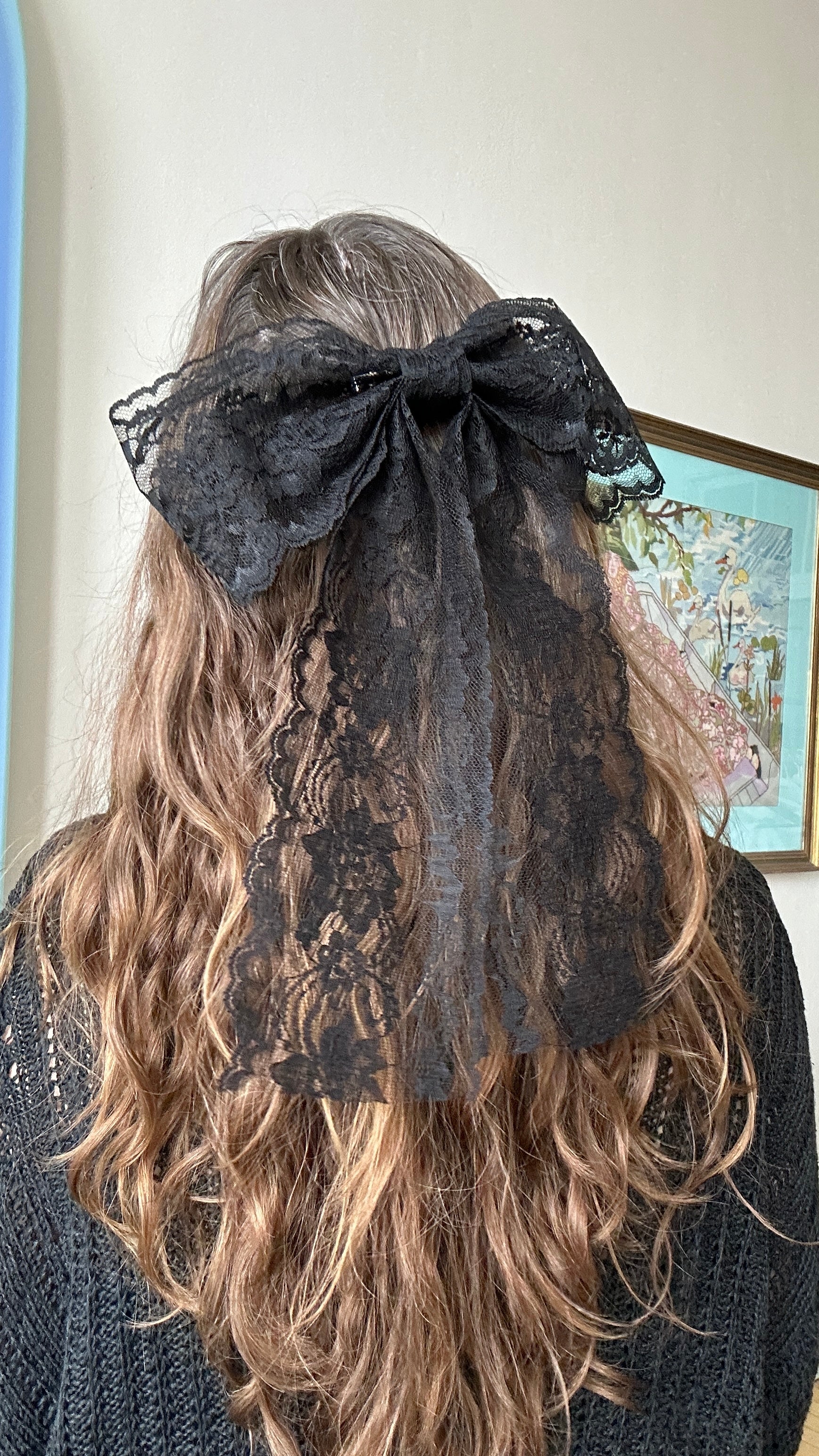 Elodie Lace Bow