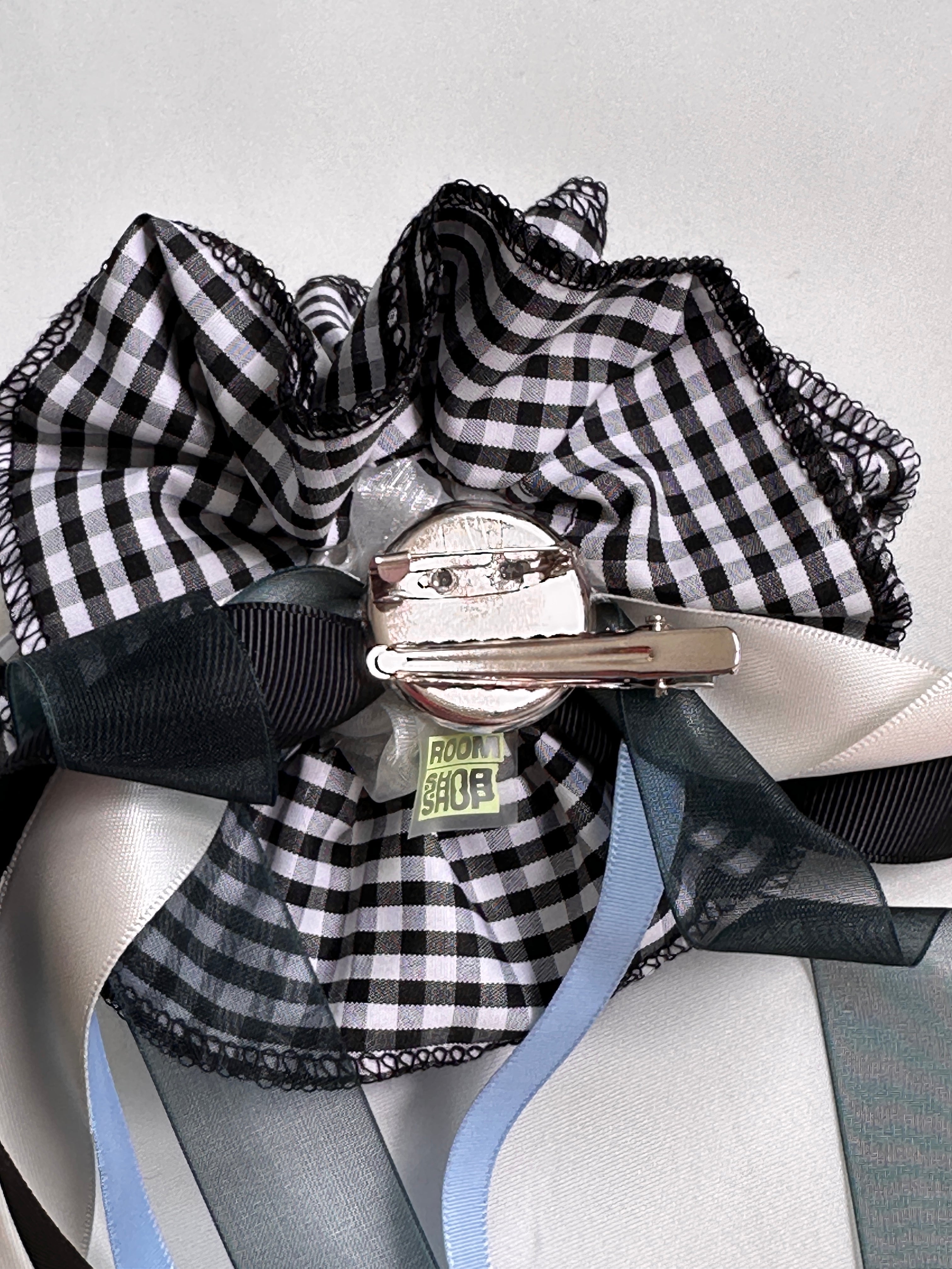Prize Ribbon Pin