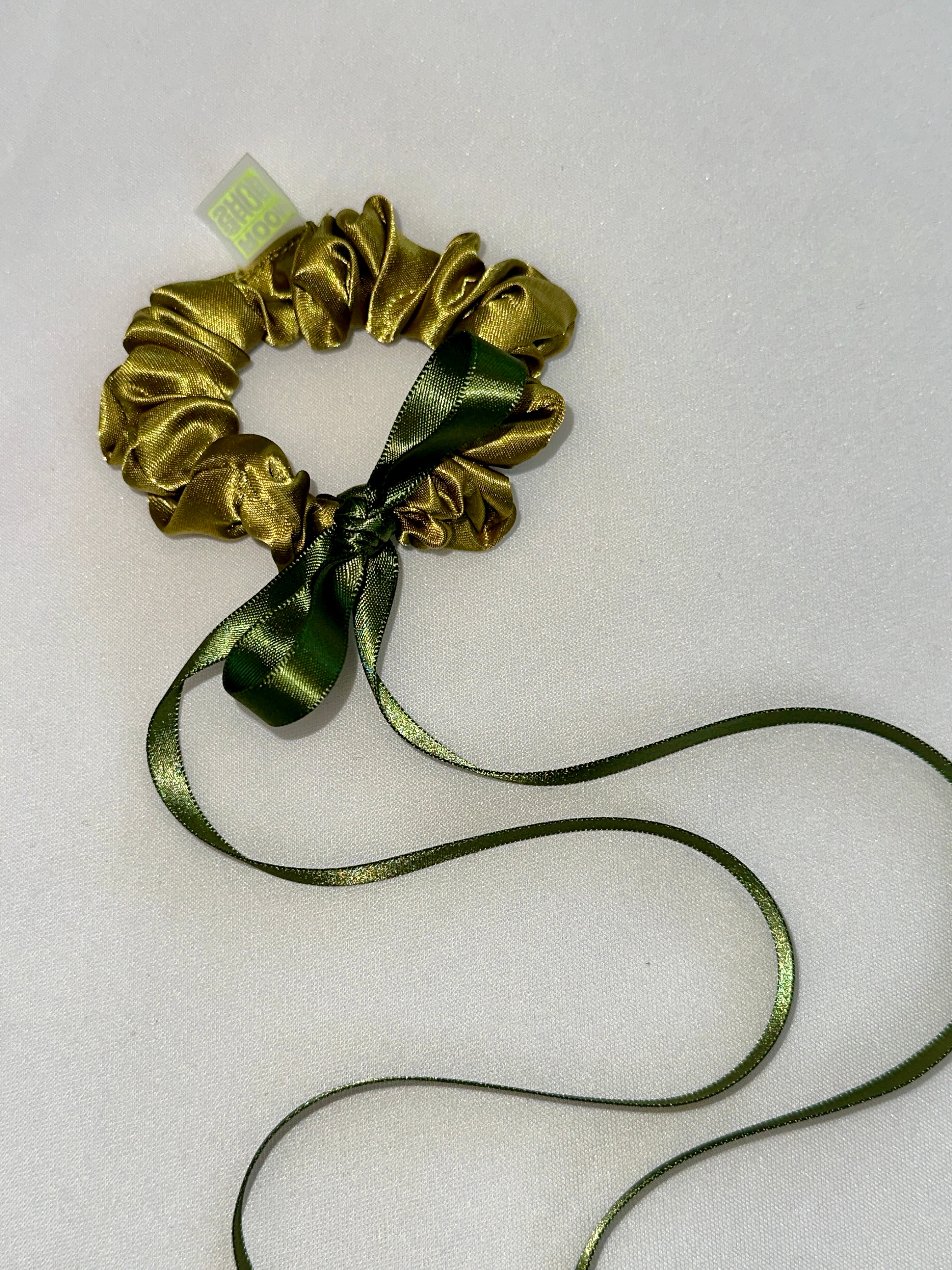 Catherine Bow Scrunchie