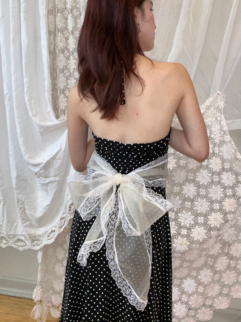 Lacy Giant Ribbon