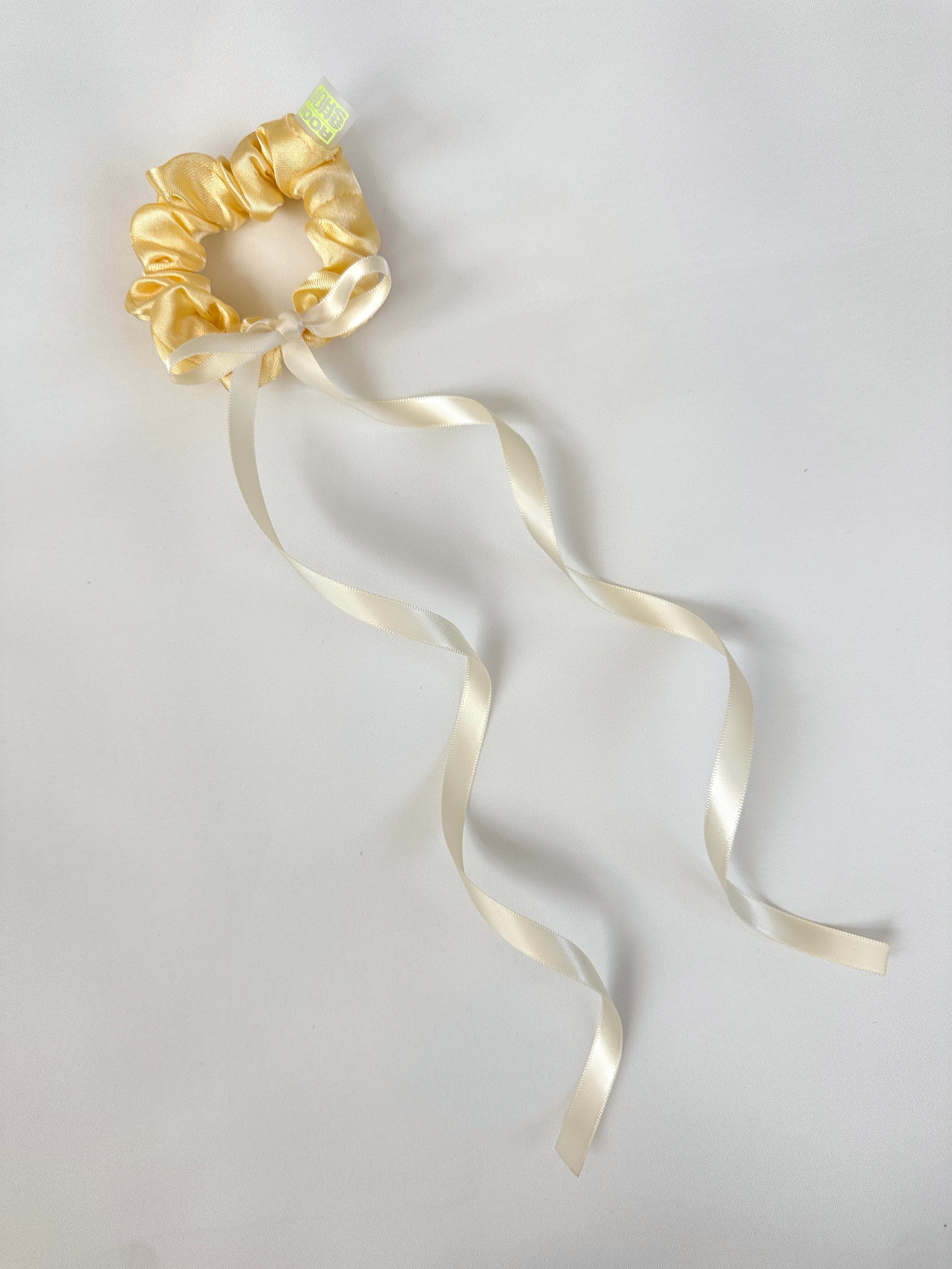 Catherine Bow Scrunchie