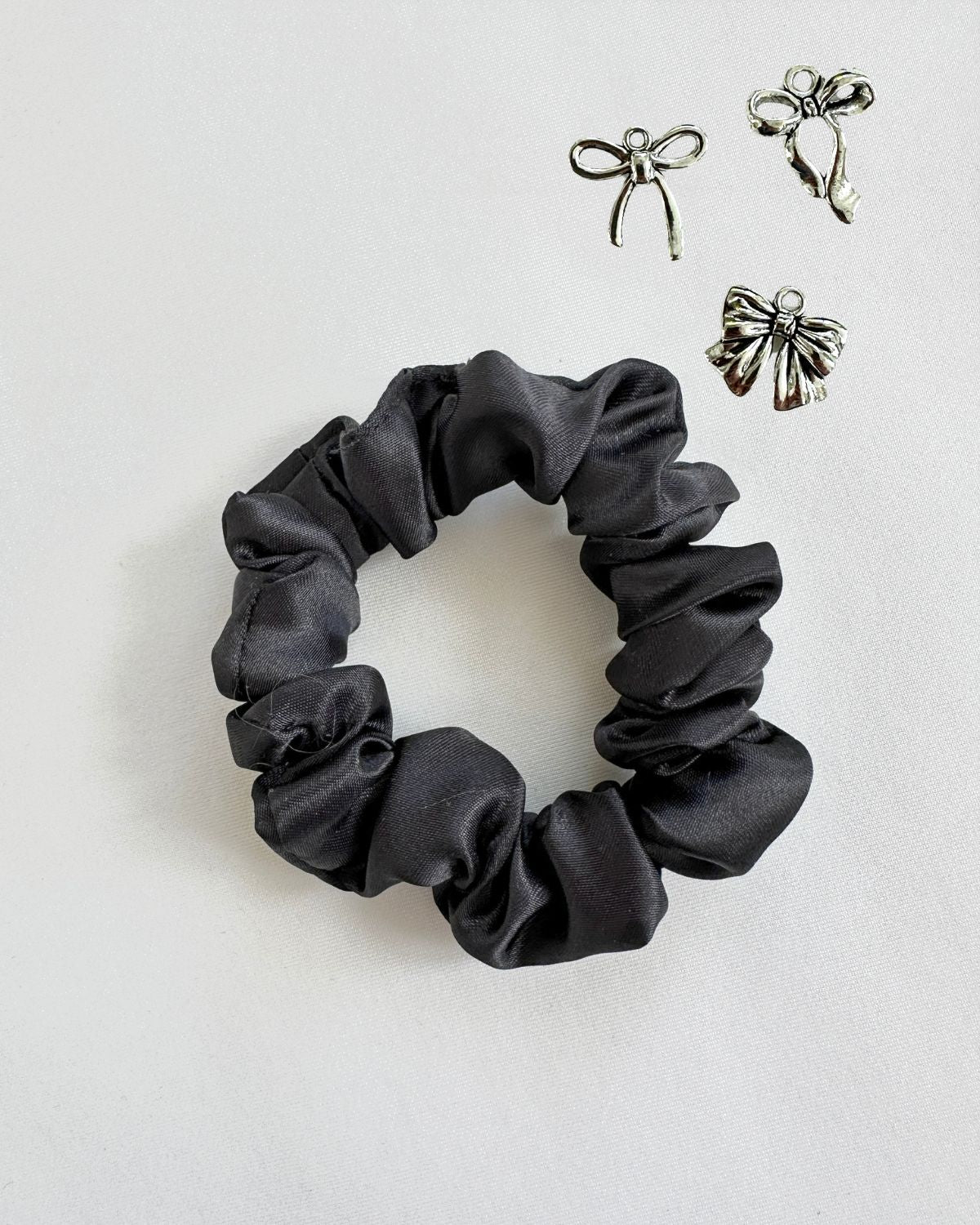 Customizable Charm Bracelet Scrunchie