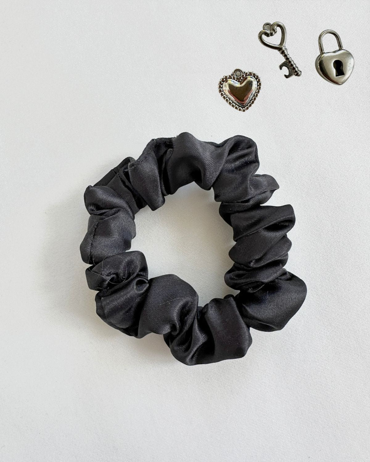 Customizable Charm Bracelet Scrunchie