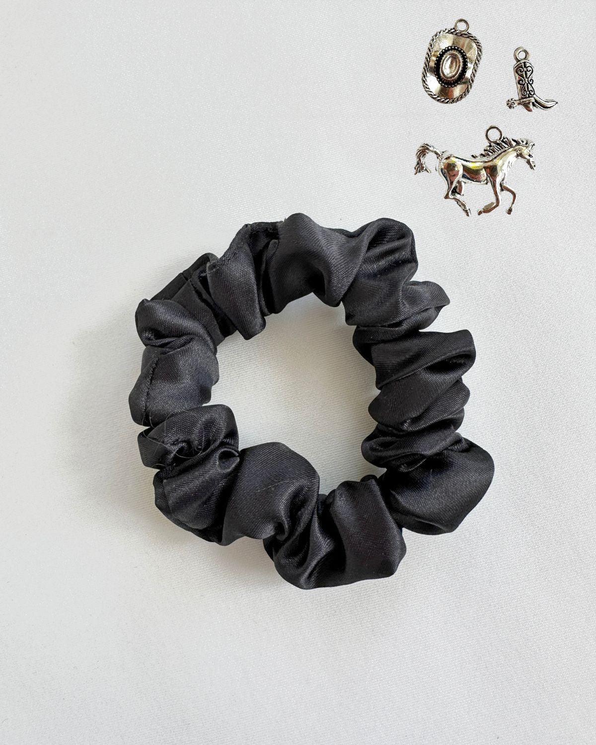 Customizable Charm Bracelet Scrunchie