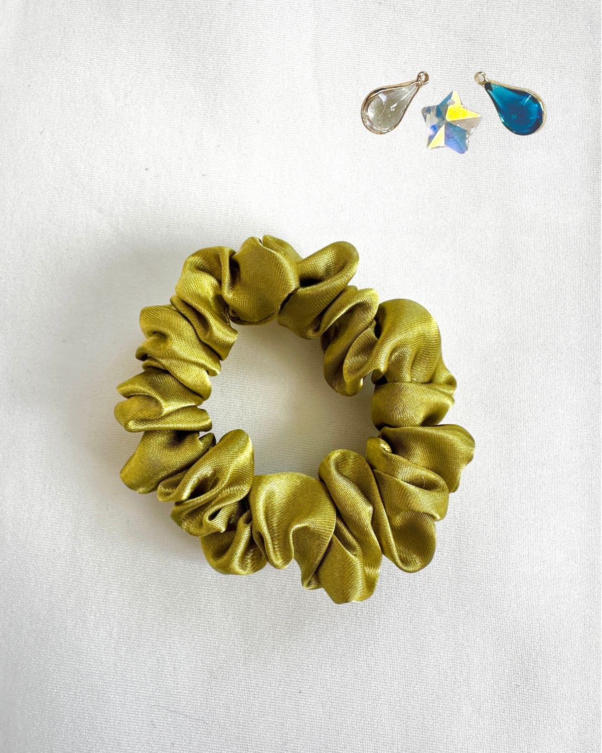 Customizable Charm Bracelet Scrunchie