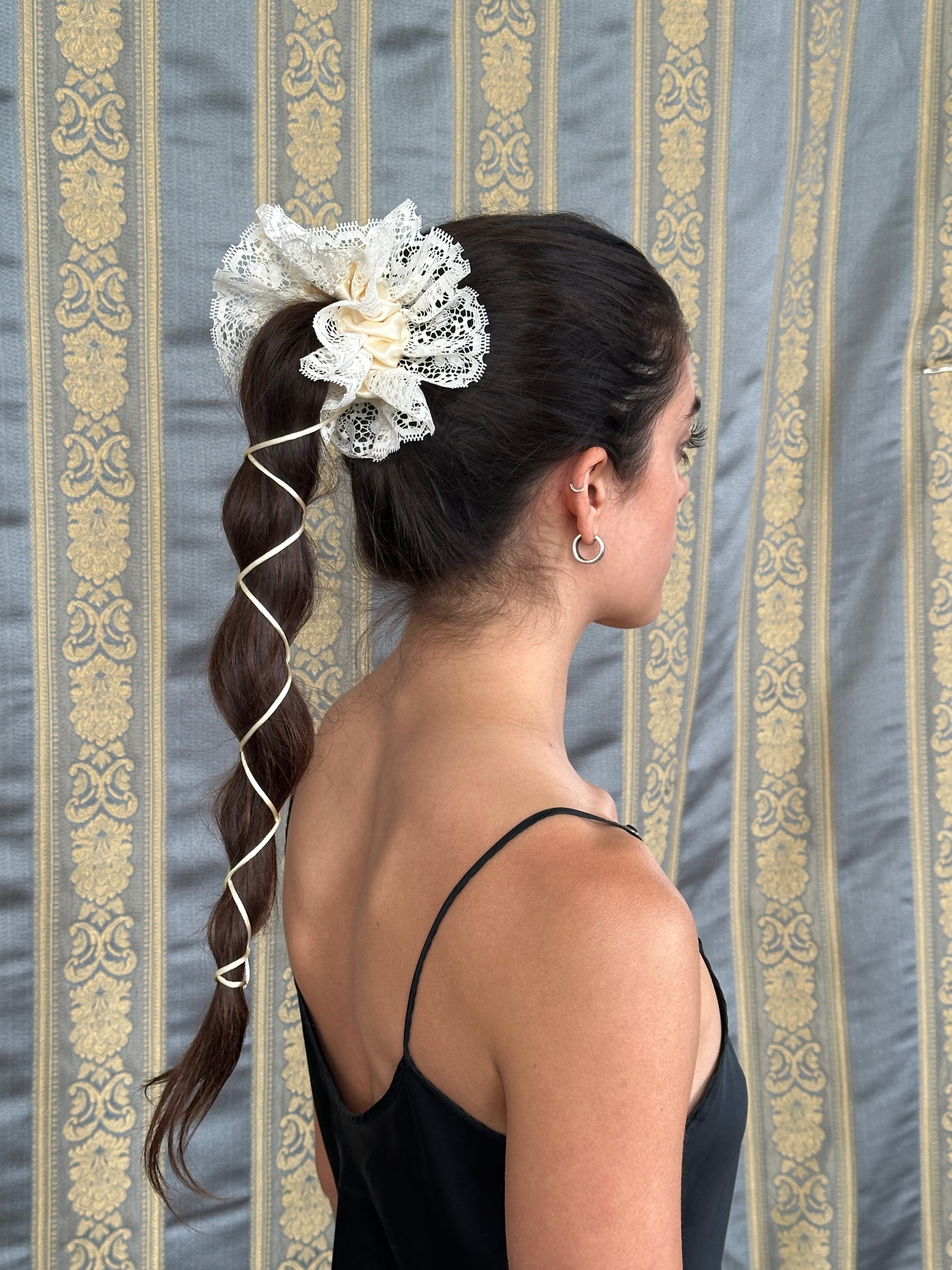 Lacy Peplum Scrunchie