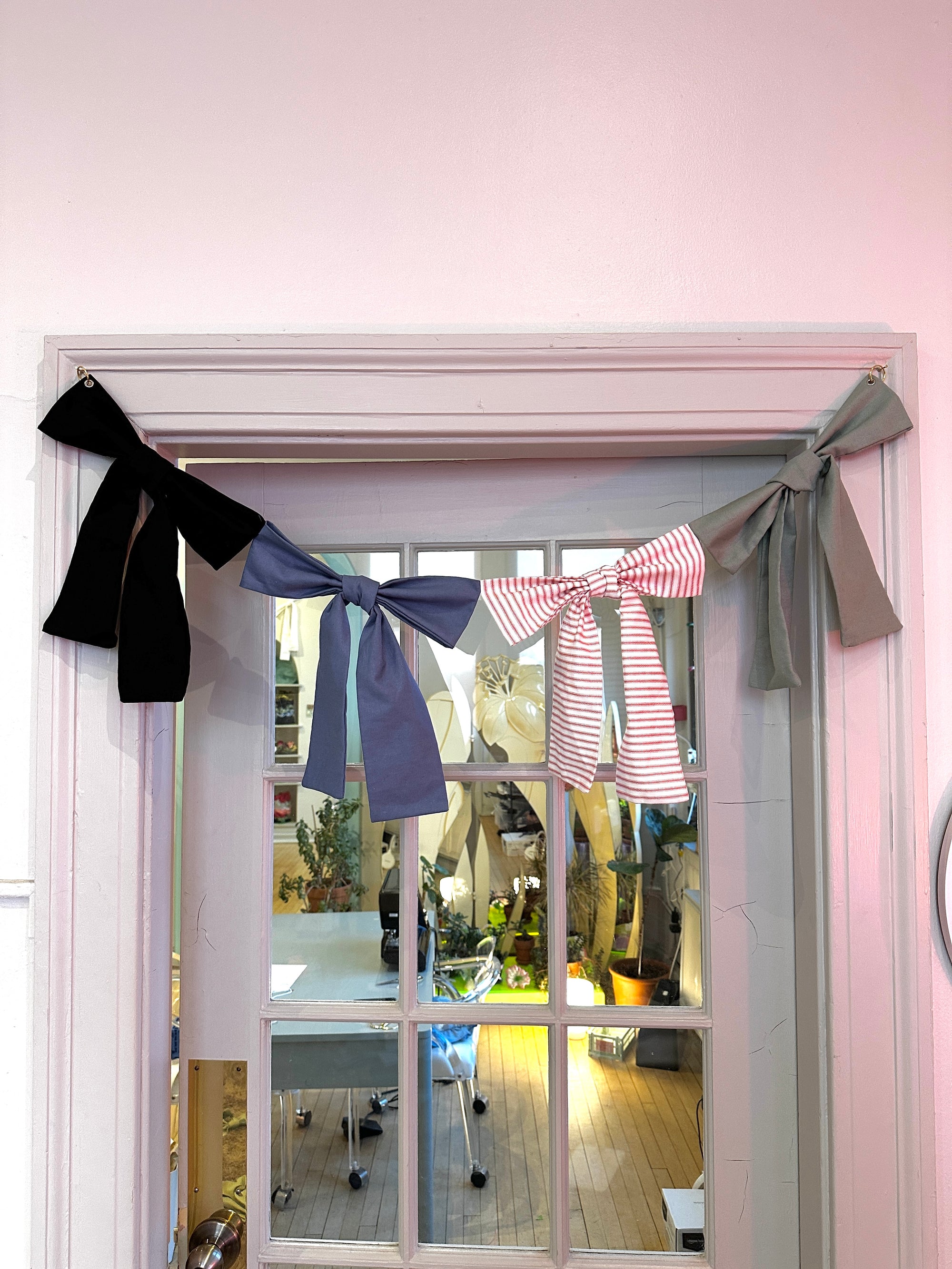 Canvas Bow Garland
