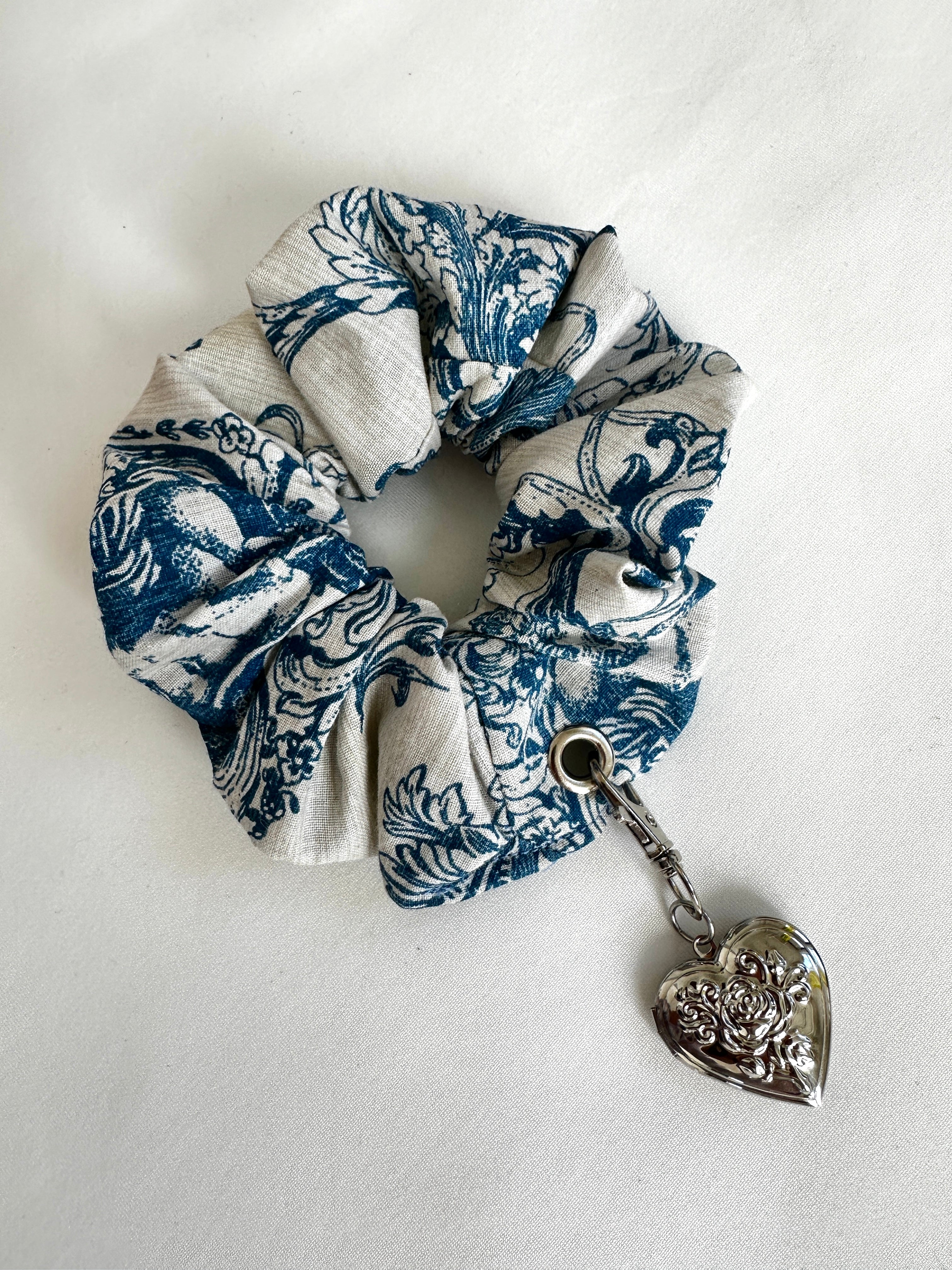 Toile Locket Scrunchie