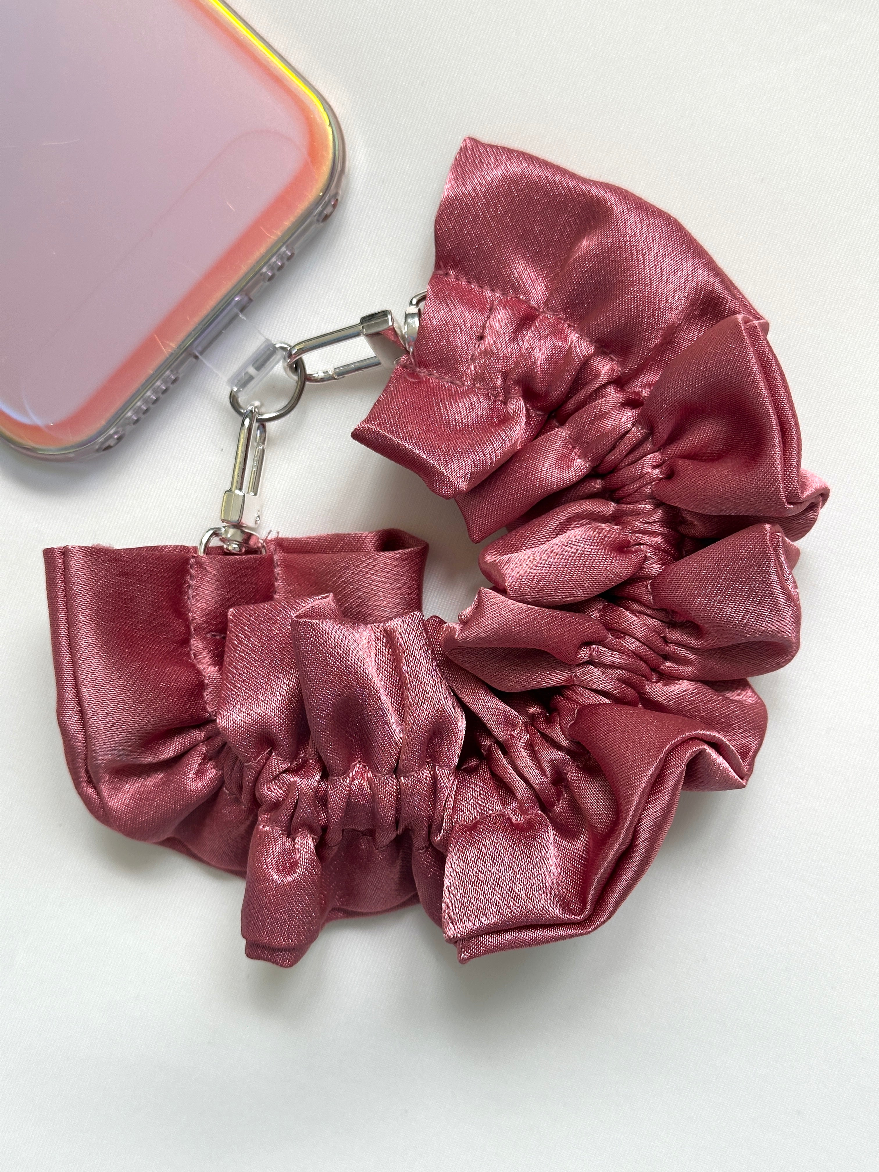 The Ruffle Phone Wristlet