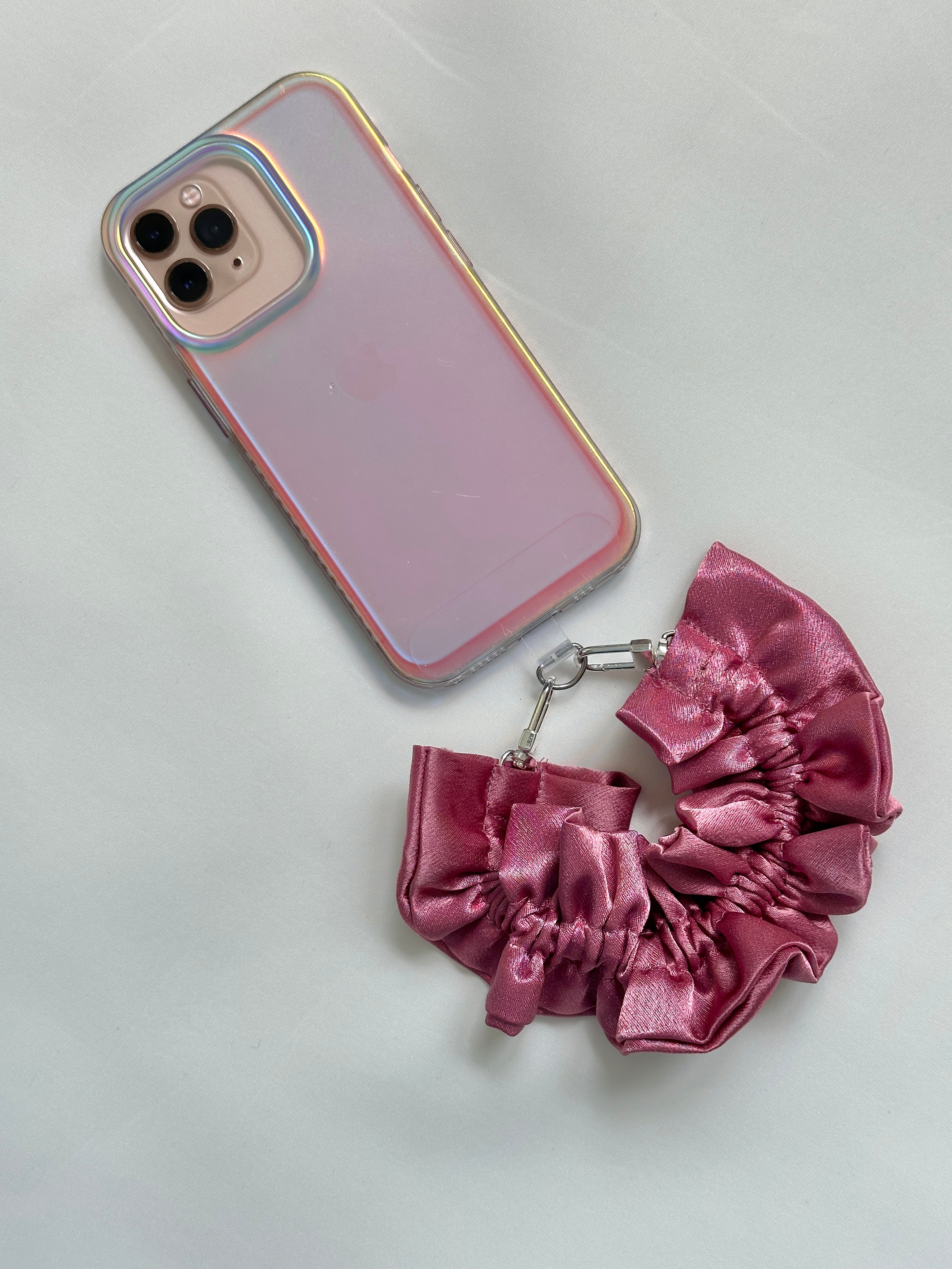 The Ruffle Phone Wristlet