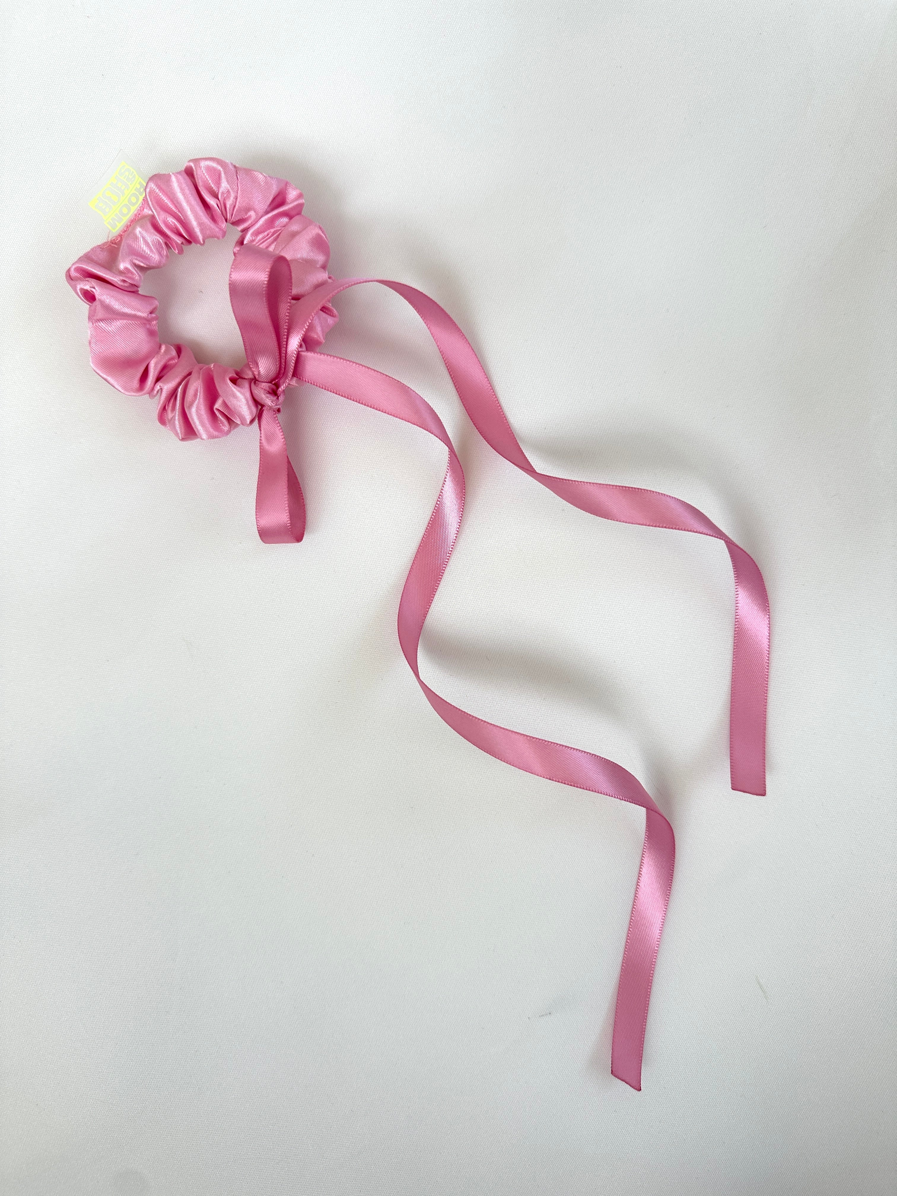 Catherine Bow Scrunchie