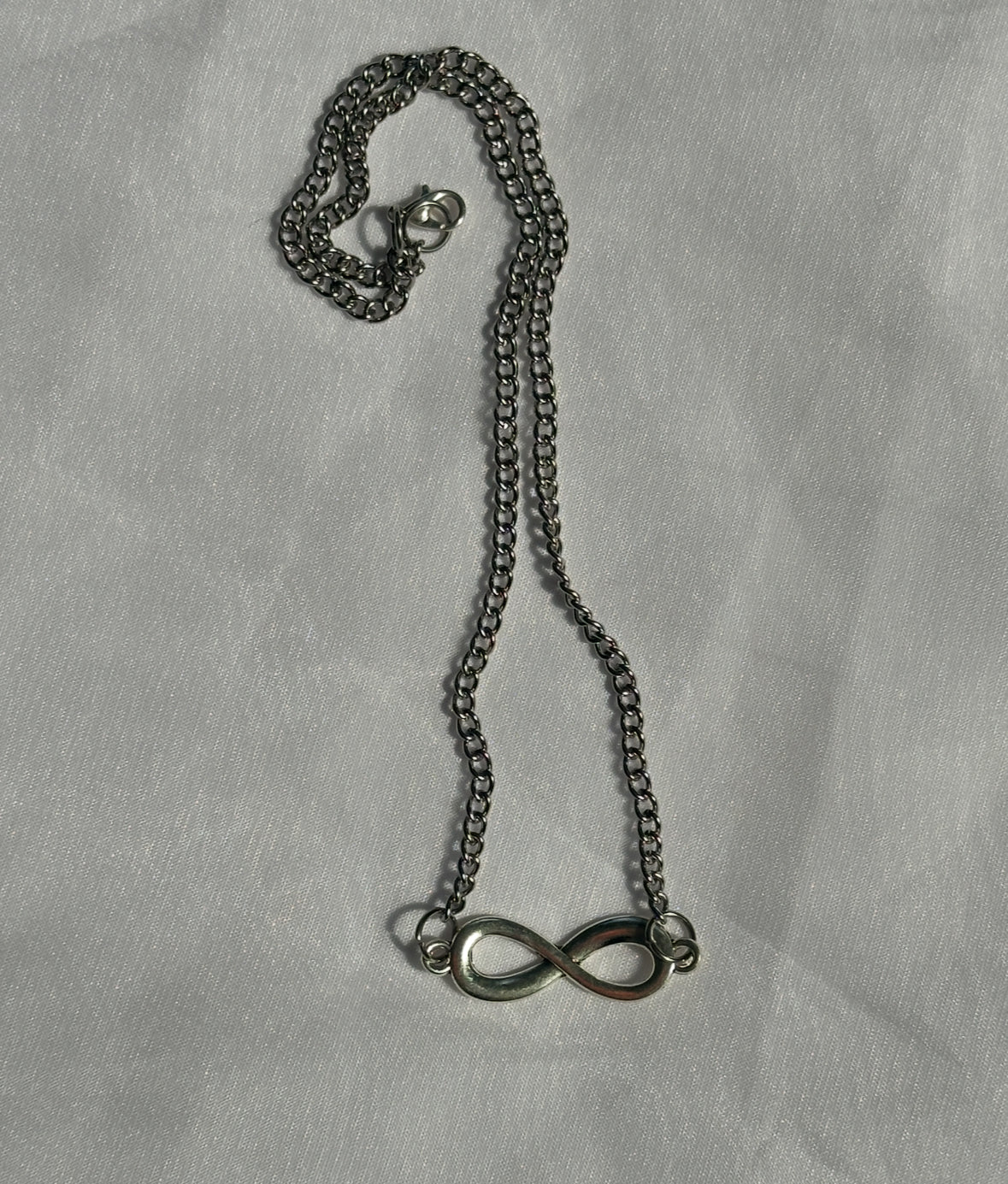Room Shop x Making Time Infinity Necklace