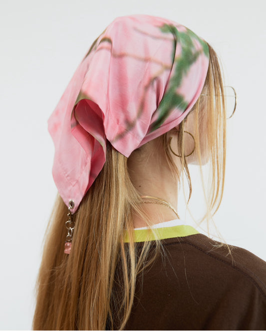 Focus Camo Headscarf with Frog Charm