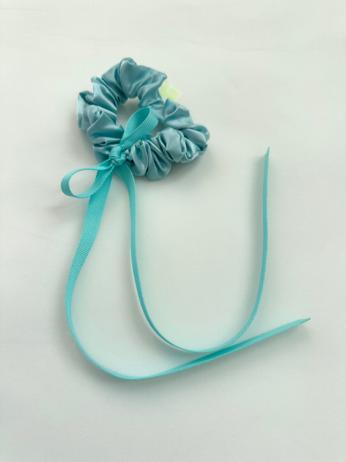 Catherine Bow Scrunchie