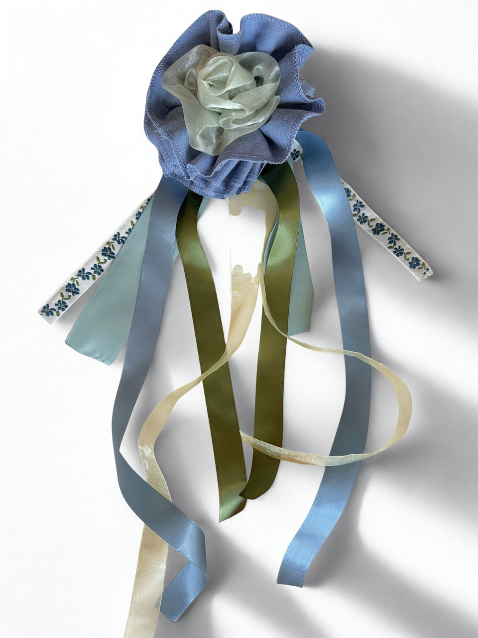 Prize Ribbon Pin