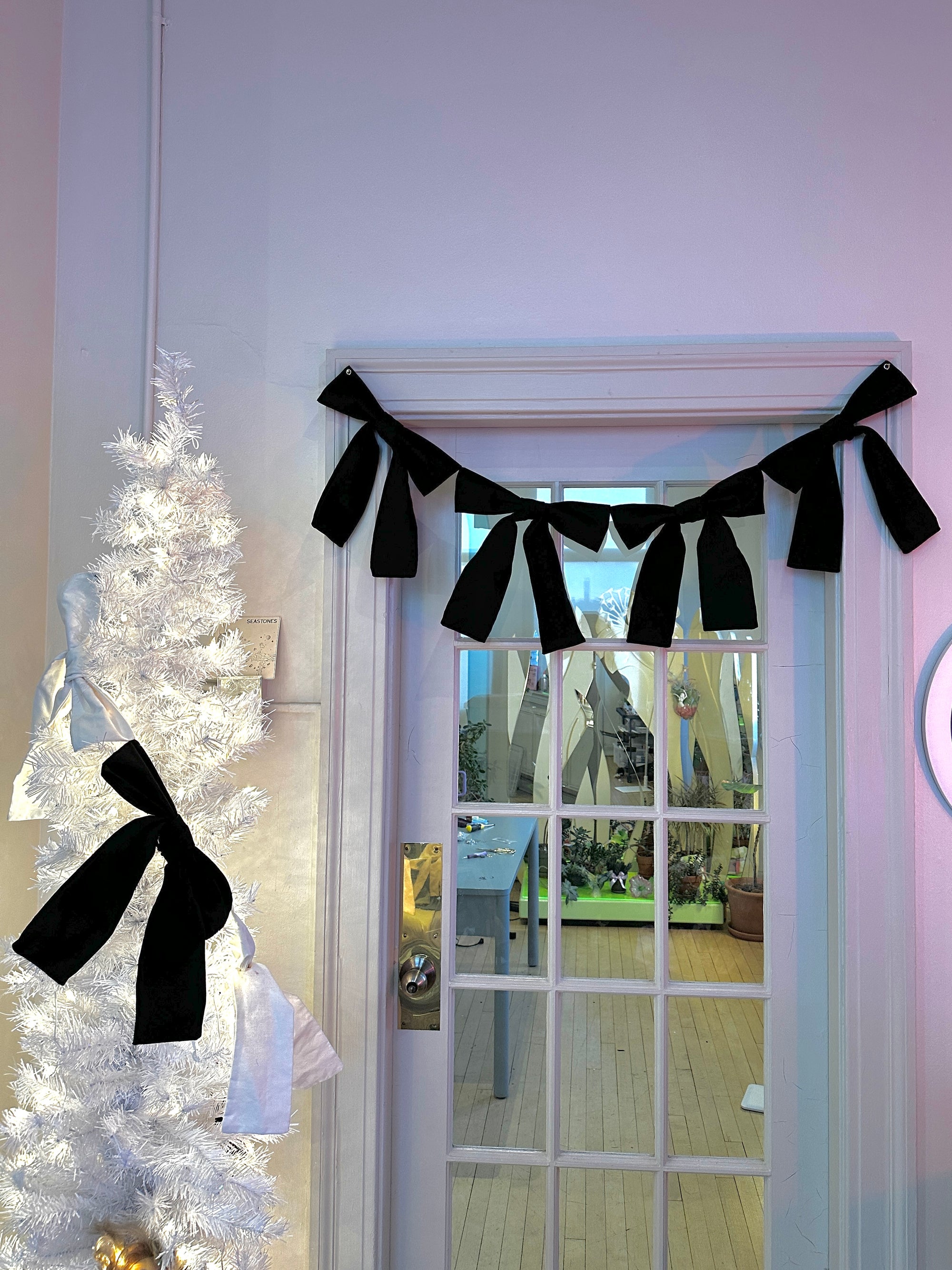 Canvas Bow Garland