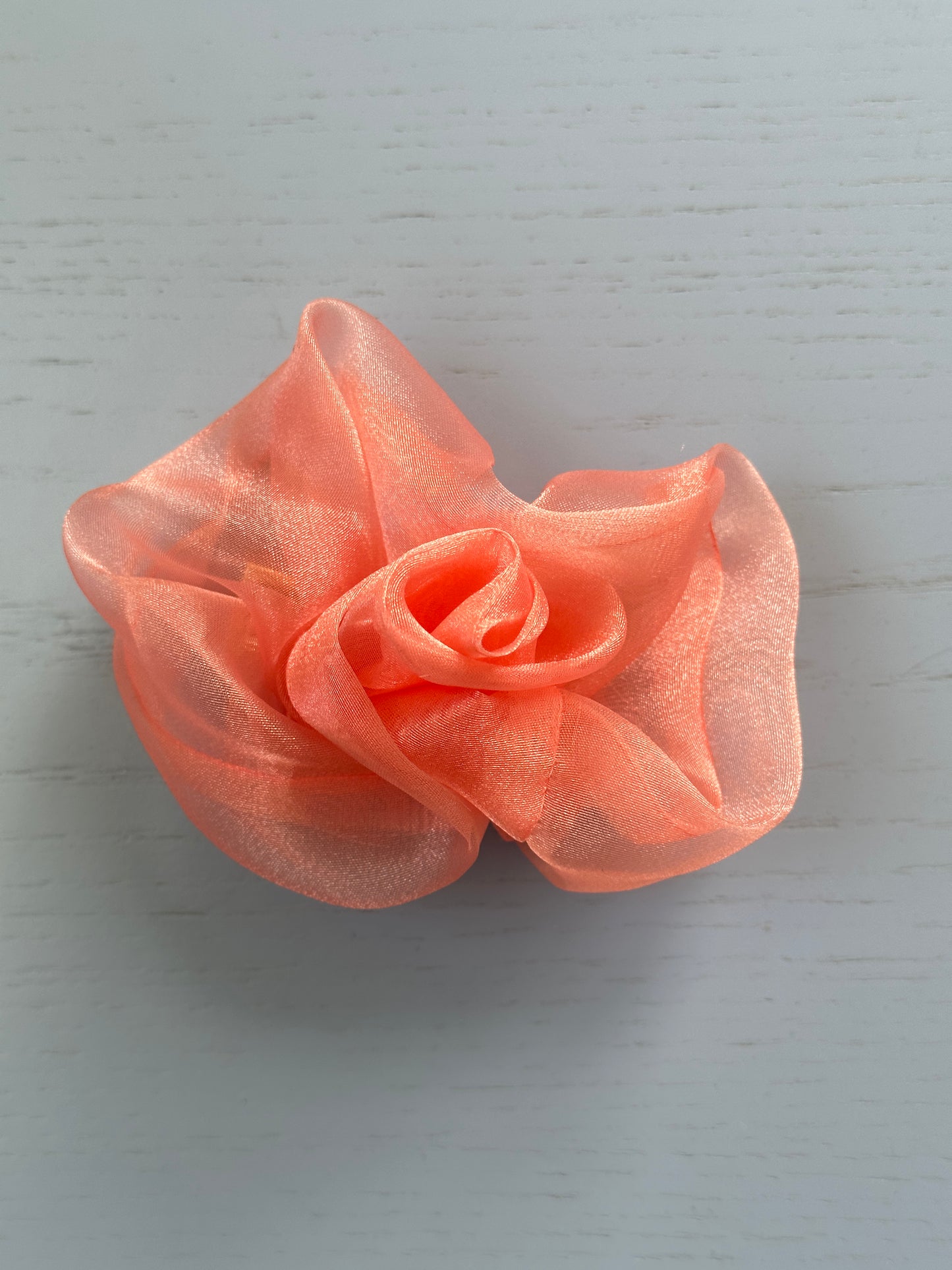 Camelia Rose Clip